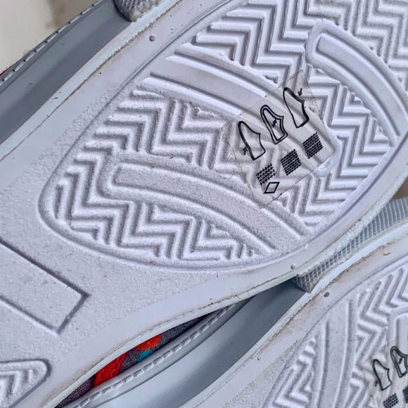 Gymboree Gray Floral Kids Sneakers - Picture 7 of 10